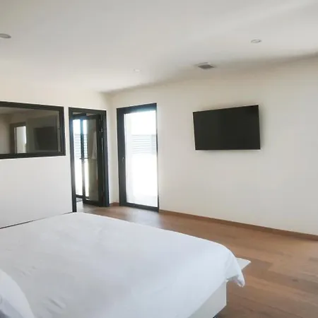 Magnifique Propriété Climatisée à 10 Min D'uzès Villa