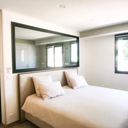 Magnifique Propriété Climatisée à 10 Min D'uzès Villa